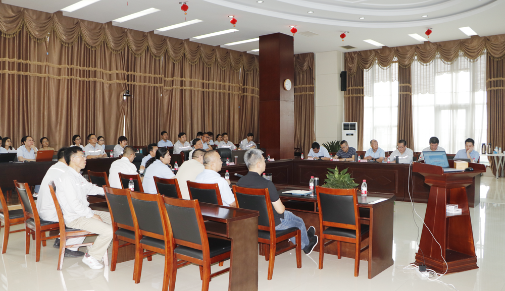 股份半年市场谋划会.png